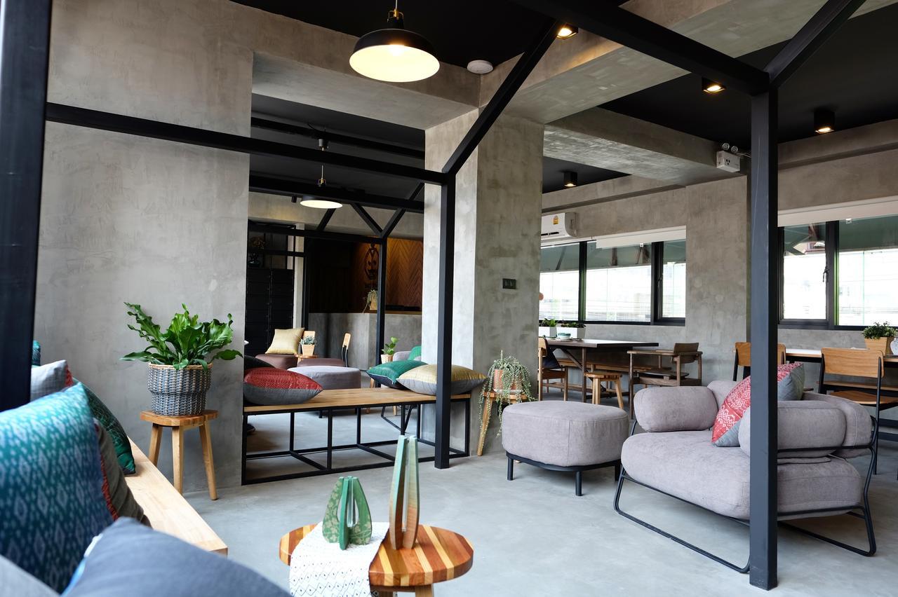 Yor Yak Hostel Bangkok Extérieur photo